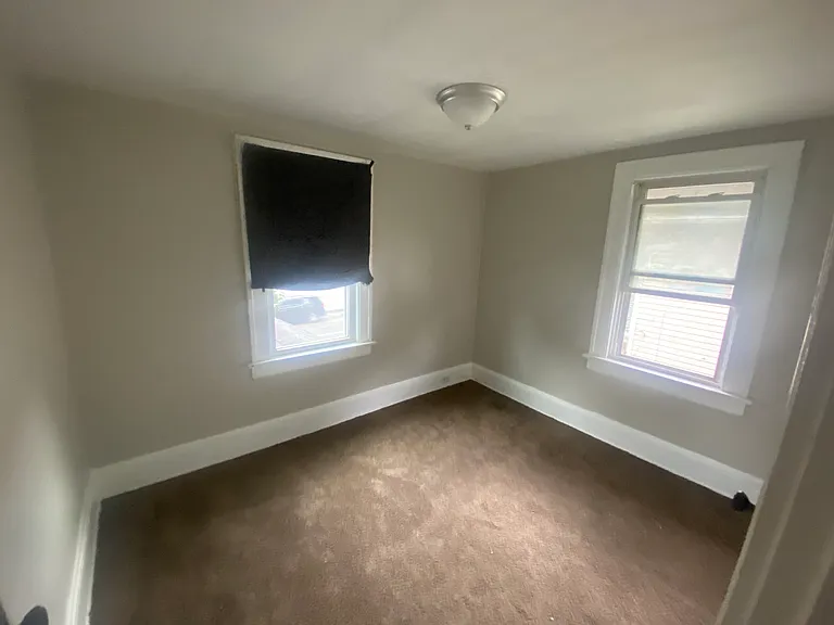 1110 Brown St — Photo 9