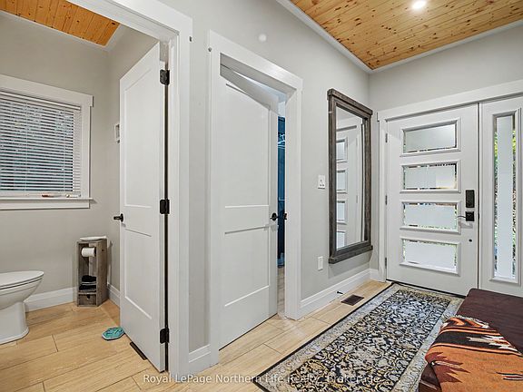 5th image of 419 Viceroy Rd