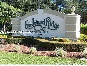 9470 Live Oak Pl #306