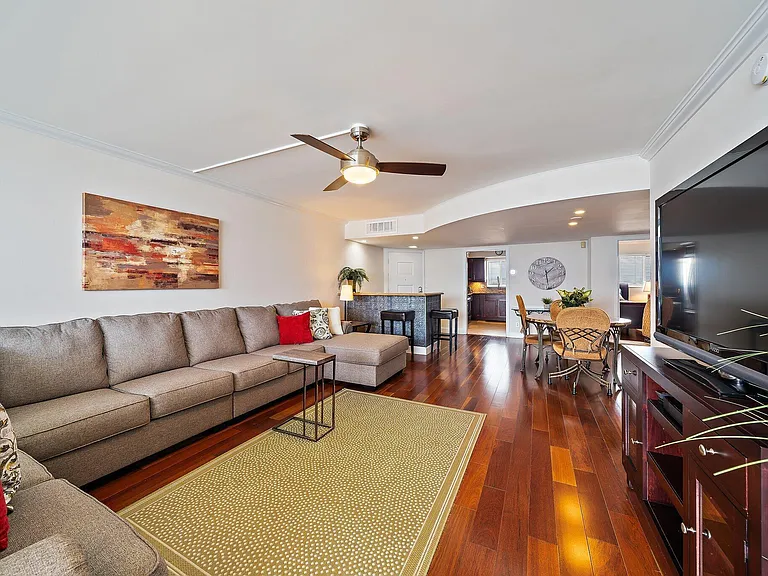 301 Lake Shore Dr #802 — Photo 9