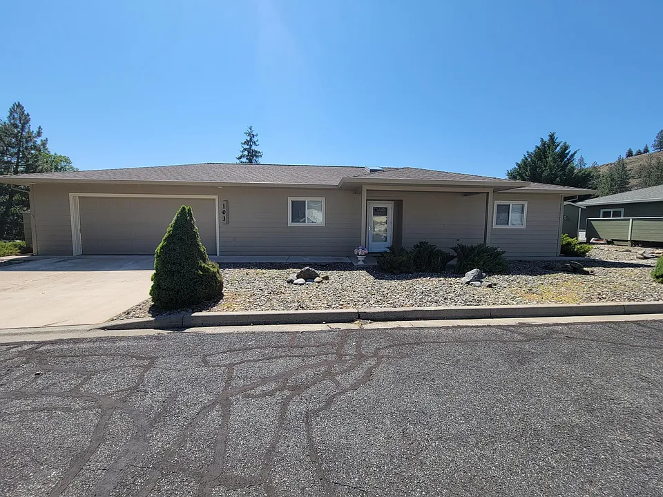 103 Green Heron Dr