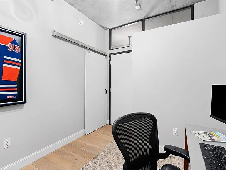 720 N 4th St #213 — Photo 15