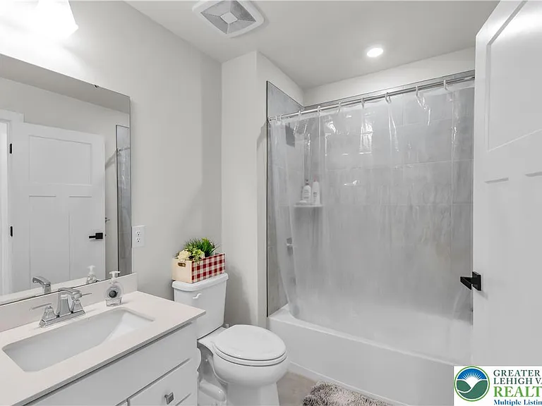 8548 Lafayette Ln — Photo 47