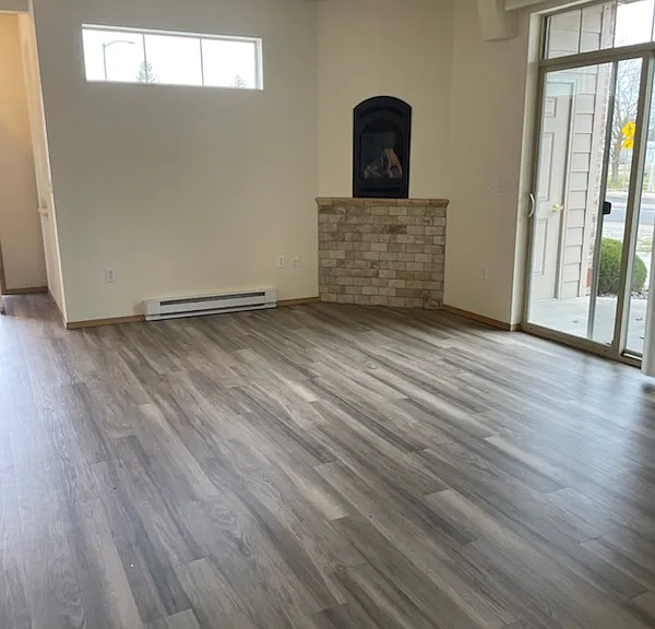 7715 N Crestline St #11 — Photo 6