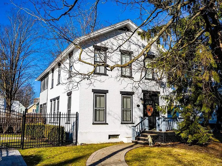 55 State St — Photo 4