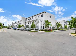 10300 SW 66th St #106, Miami, FL 33173