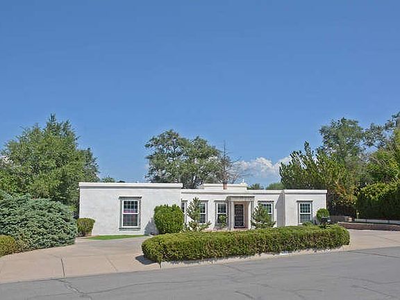 1420 Ridgecrest Place-small-007-36-Front