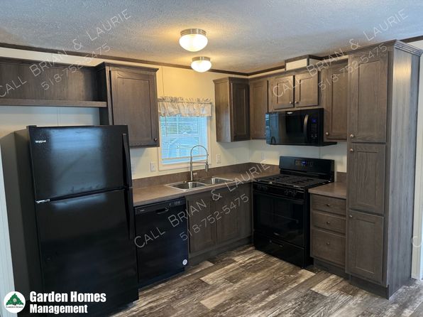 110 Francis St Trailer 11