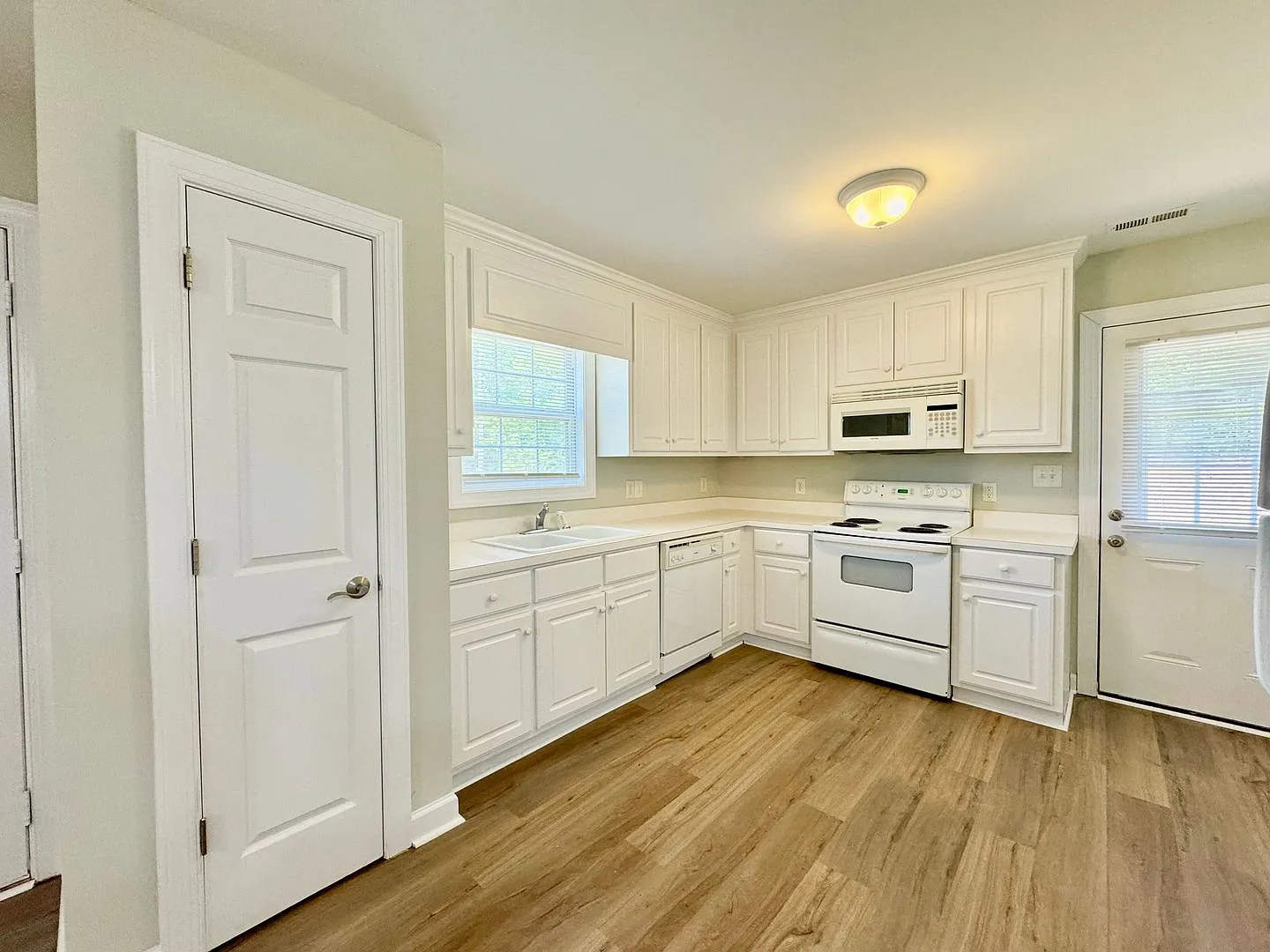 BriarCliff Apartments — Photo 4