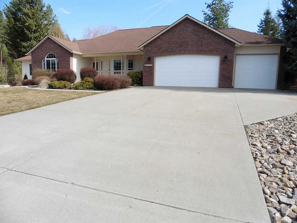 1st image of 17288 W Woodlake Dr