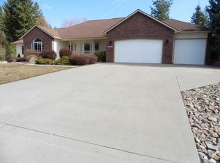17288 W Woodlake Dr, Hauser, ID 83854