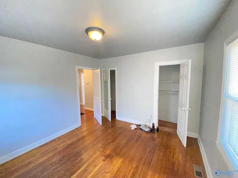 2415 Bonita Dr SW — Photo 26
