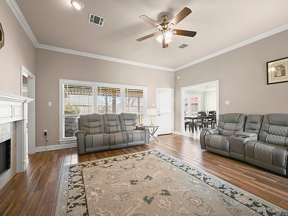 5th image of 15645 Honeywood Ave