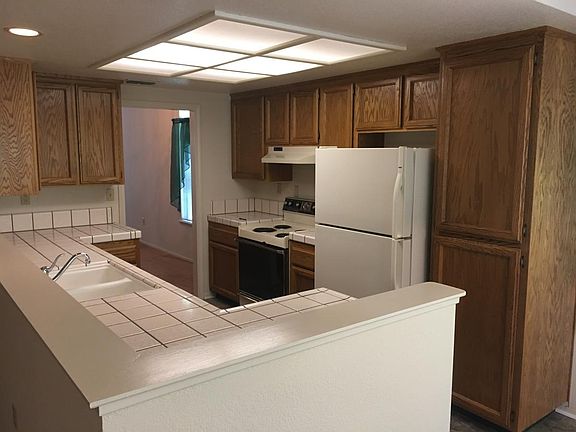 2nd image of 7531 Lost Creek Ct