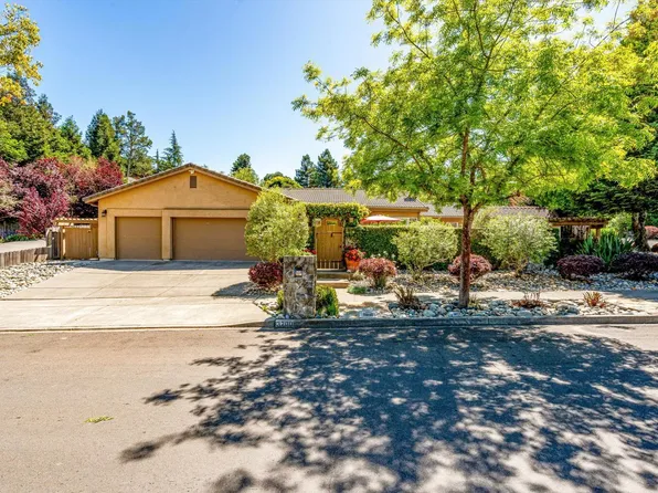 3200 Twin Oaks Drive, Napa, CA 94558