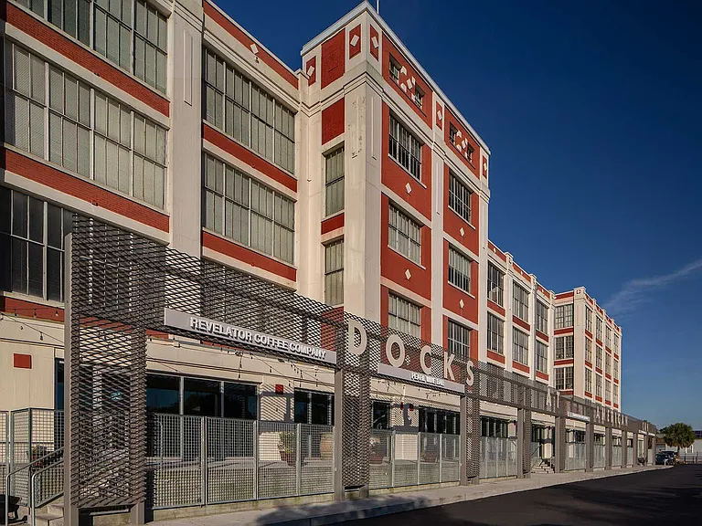 American Can Apartments — Photo 31