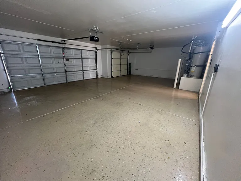 8101 Yellow Daisy Ave — Photo 38
