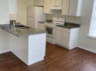 3200 Matthews Dr, Richland Hills, TX 76118