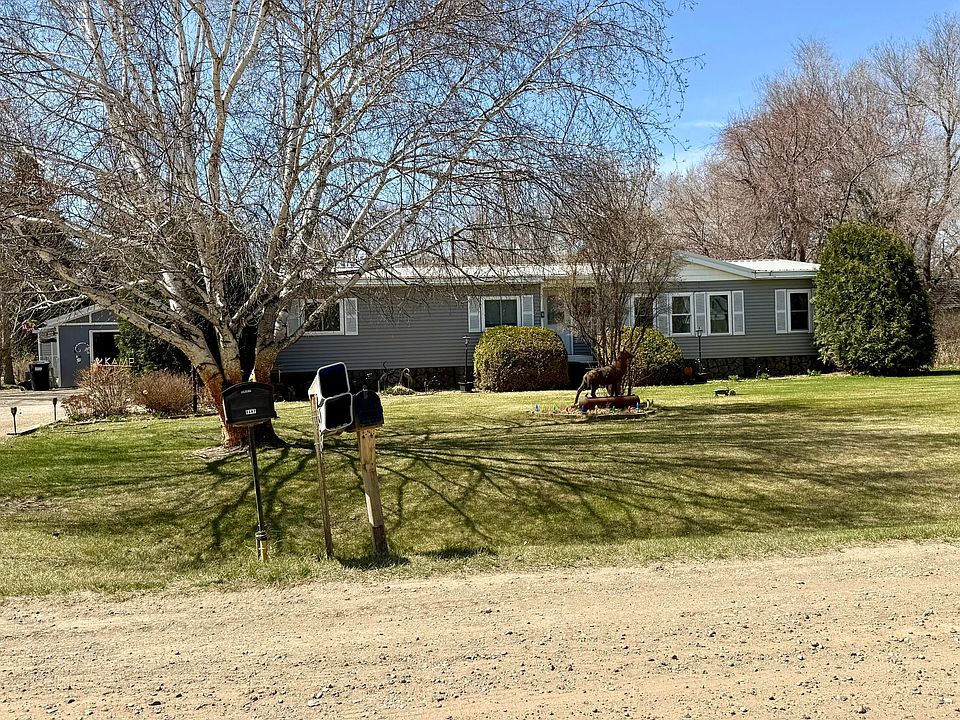 1st image of 4007 2nd Ave E