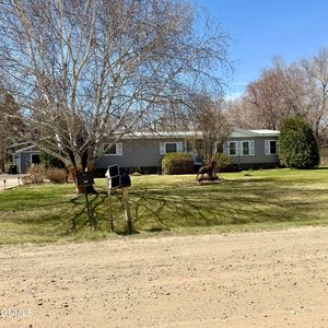 4007 2nd Ave E, Williston, ND, 58801