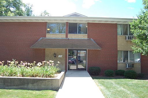 1st image of 709 W Park Ave APT 203