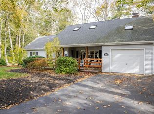 109 Russell Ln, Abington, MA 02351
