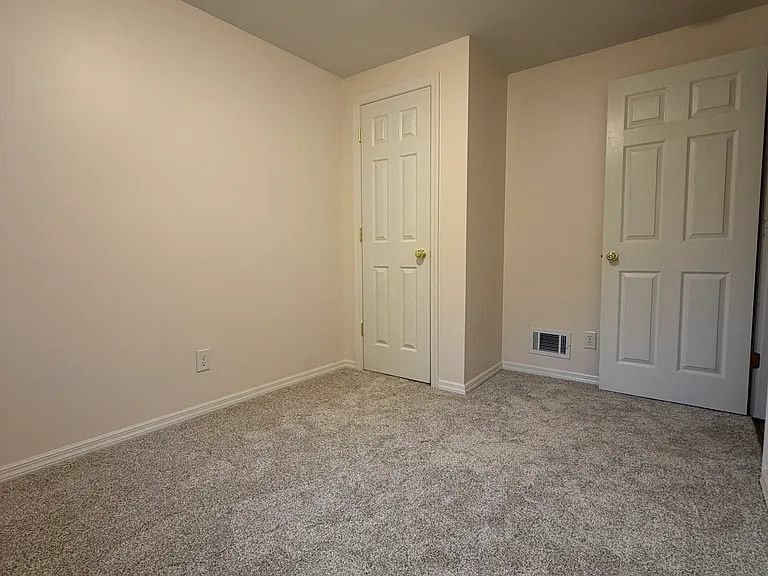 1744 Creedmoor Ave — Photo 10