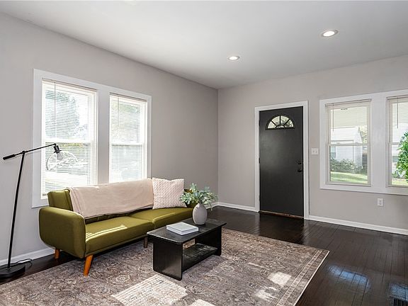 5th image of 1310 Pursell Ave