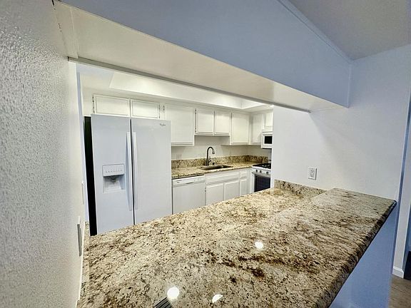 5th image of 1150 E Palm Canyon Dr Unit 60