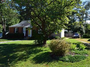 1309 Foxcroft Rd, Henrico, VA 23229