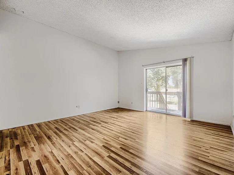 1690 Taft St — Photo 7