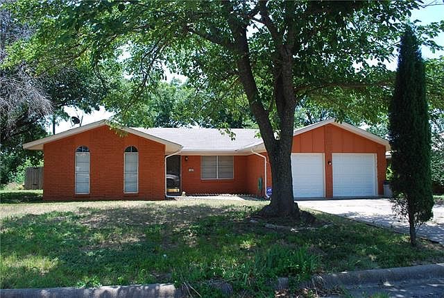 1st image of 106 Forest Ln