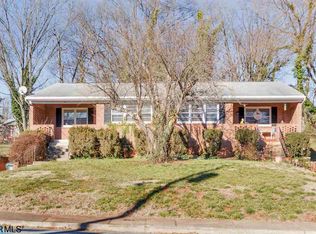 2304 Dellmead Ln #A, Charlottesville, VA 22901