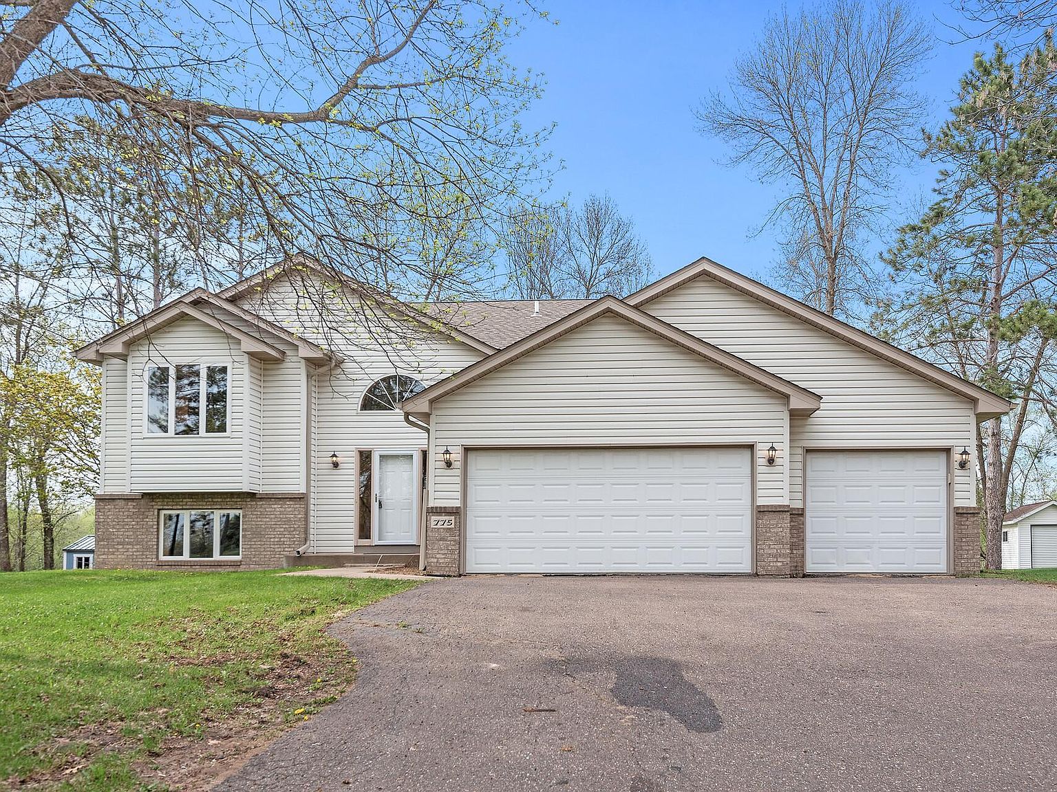775 W 7th Street Cir, Rush City, MN 55069 Zillow