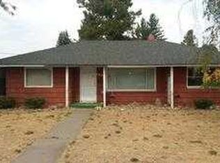 1205 W 3rd St, Grandview, WA 98930