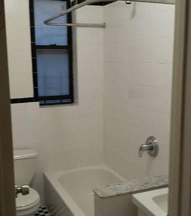 5th image of 65 Seaman Ave APT 2B