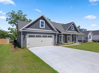 5047 Hatfield Cir, Hahira, GA 31632