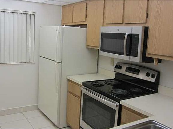 4th image of 1931 Sabal Palm Dr APT 305
