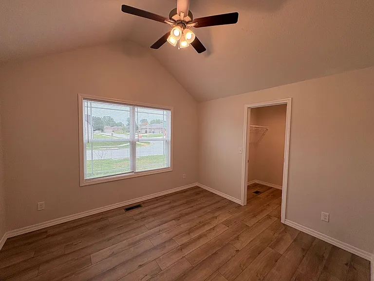 4354 W Riley St — Photo 6