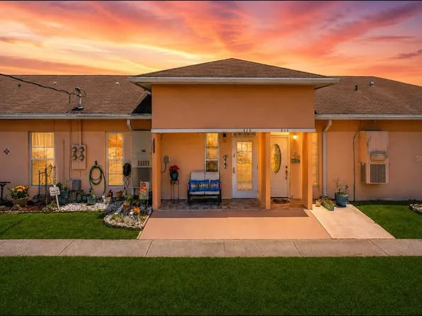 523 Club Cir, Lake Wales, FL 33854