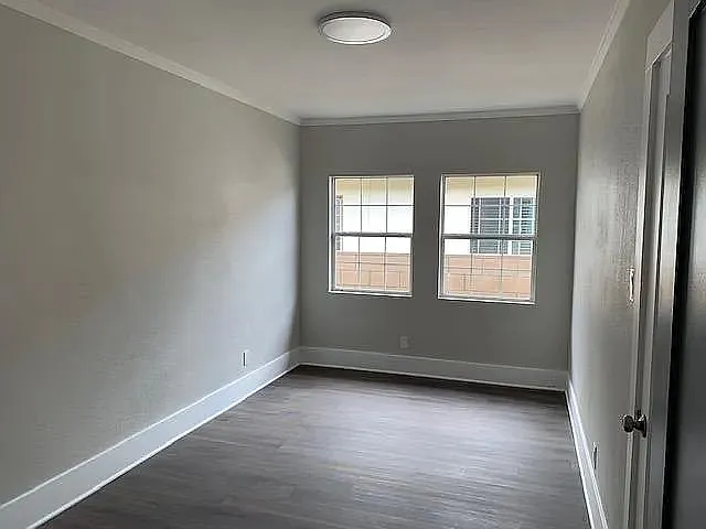 9122 Ralph St — Photo 9