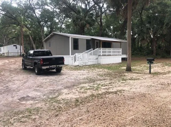 10555 NE 152nd Pl, Fort Mc Coy, FL 32134