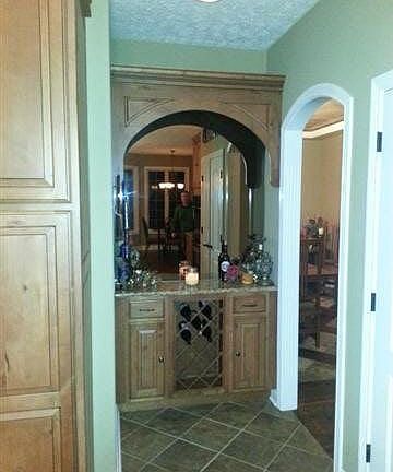 5th image of 829 Wexford Dr