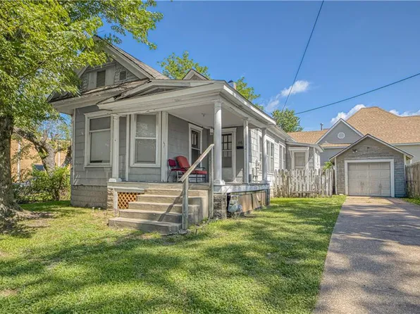 116 W 9th St, Pittsburg, KS 66762