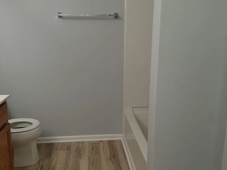 570 Conservatory Ln — Photo 30