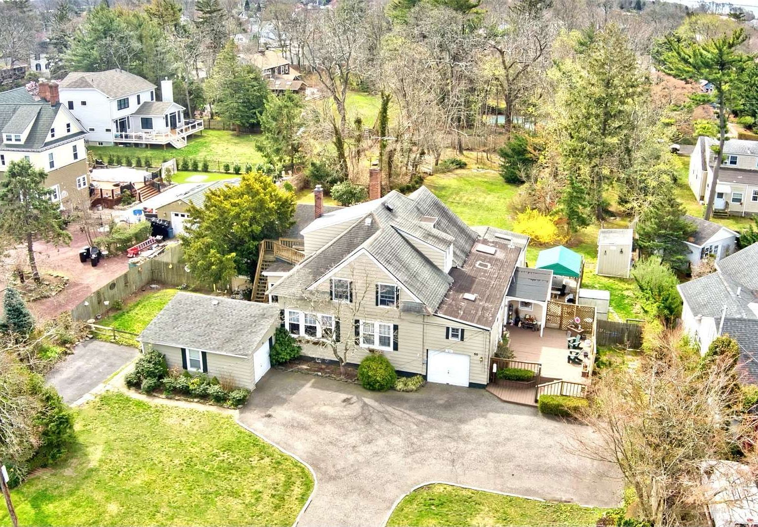 50 Raymond Street, Islip, NY 11751 Zillow