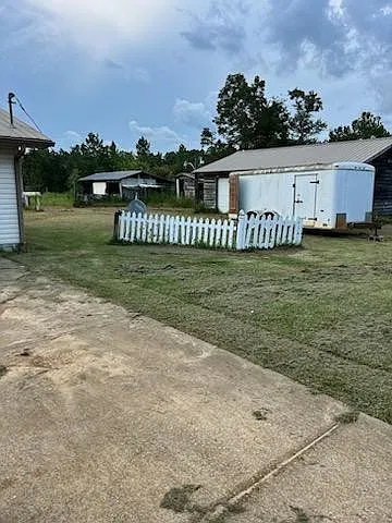 1 bed, 1.0 bath, $650 — Photo 4