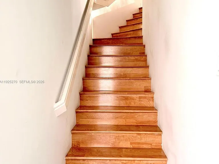 21025 NE 38th Ave #81 — Photo 24