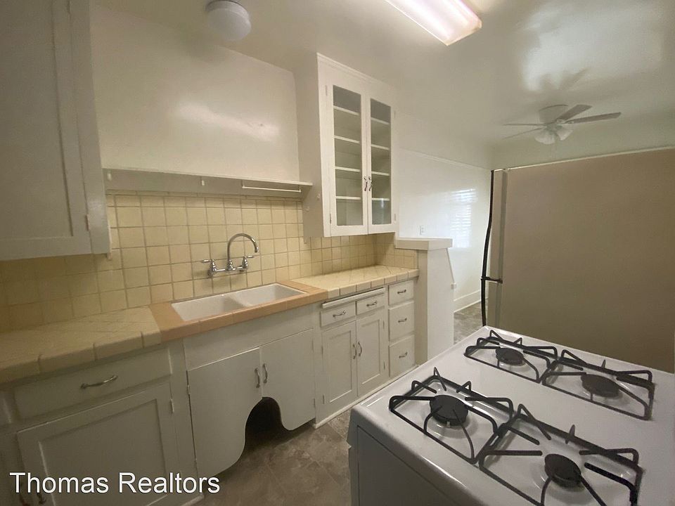 1st image of 3994 Illinois St