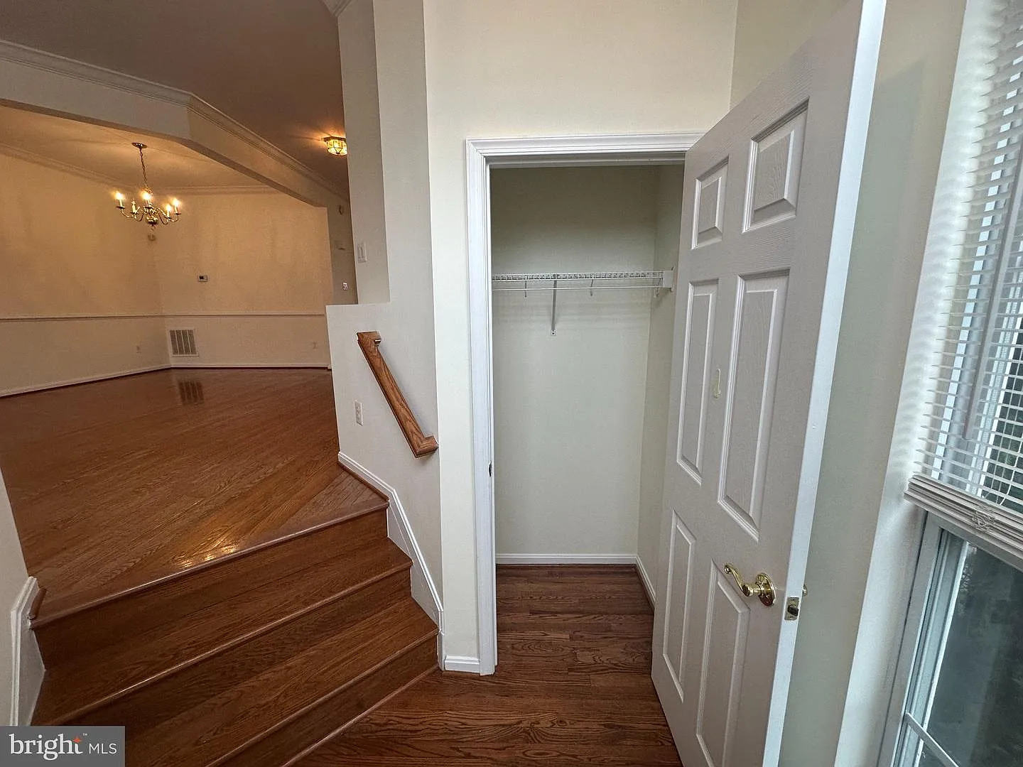 3 bed, 4.0 bath, 1822 sqft, $2,950 — Photo 4